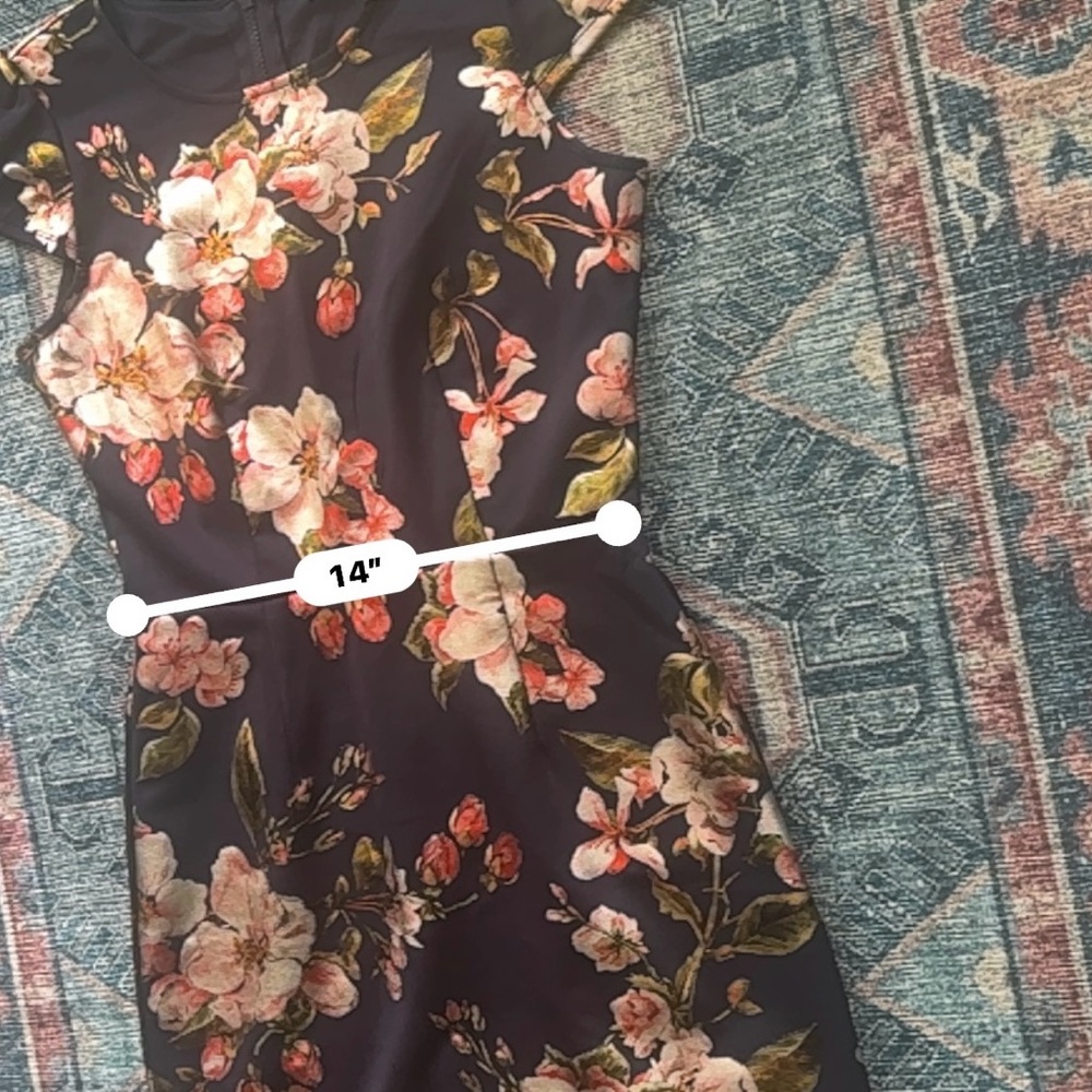 Olivia Matthews Dress - Picture 14 of 16